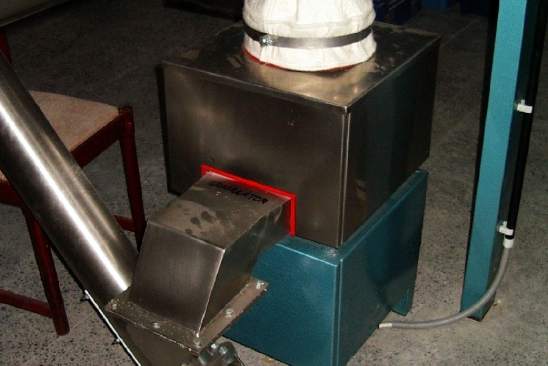 Výroba strojov a zariadení / 5. Granulátor - foto Výroba strojov a zariadení / 5. Granulátor - foto